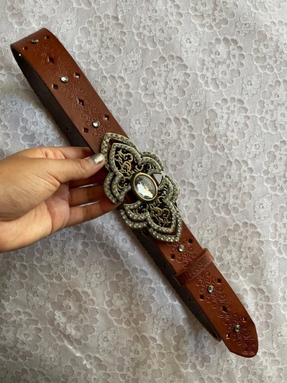 miss me rhinestone buckle leather belt